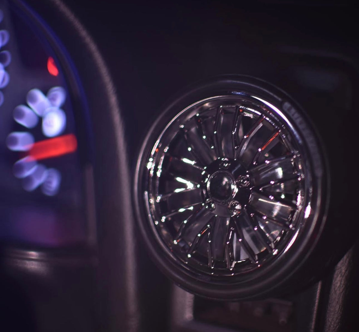 Wheel spin air freshener